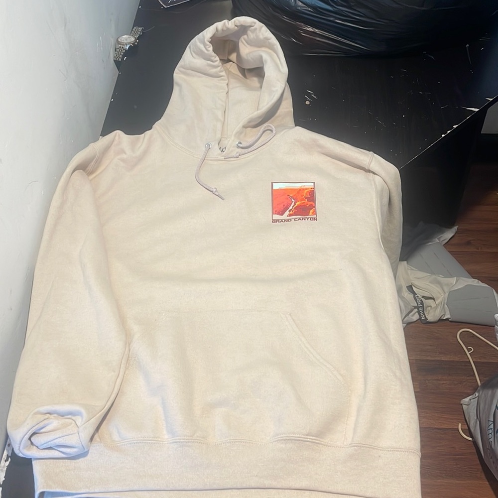 Mens graphic sweater size medium